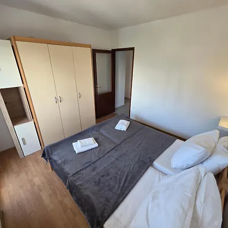 Apartment Petra By Pag Tours
