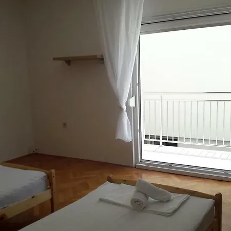 Apartment Petra By Pag Tours Pag Town