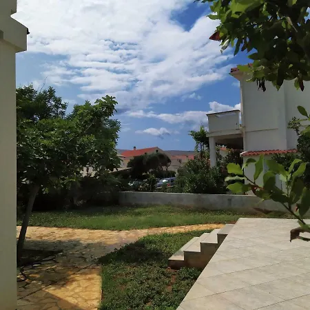 Appartement Petra Pag